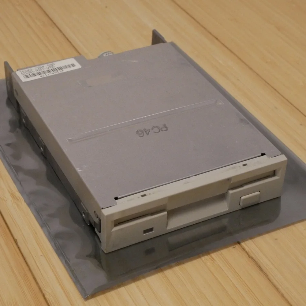 TEAC 3.5 inch Internal Floppy Disk Drive Model FD-235HF‎ Tested & Working - 20